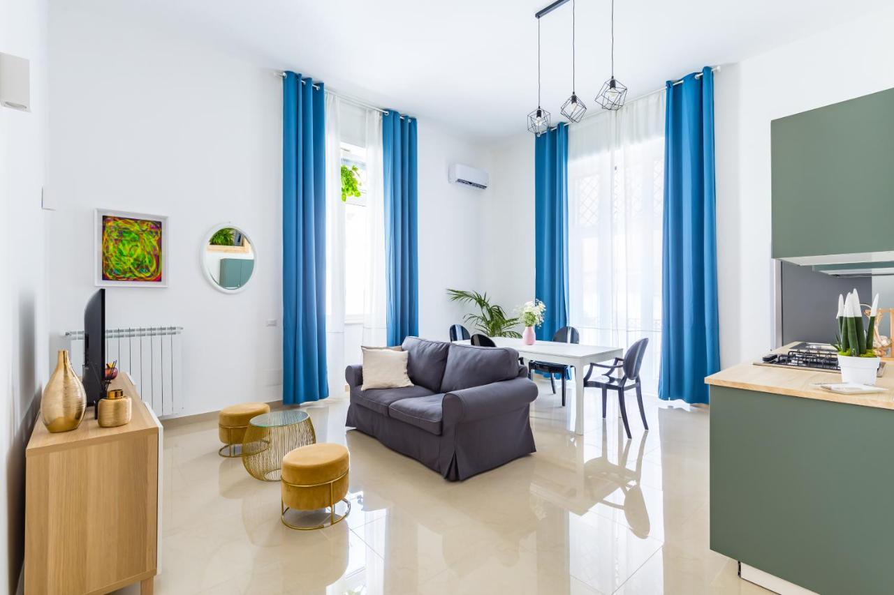 Naiva Apartment Naples Luaran gambar